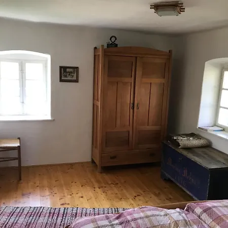 Erdosmecskei Svab Vendeghazak Es Jurtaszallas 3*