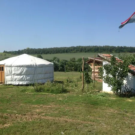 Erdosmecskei Svab Vendeghazak Es Jurtaszallas Gasthof Erdosmecske