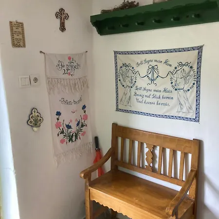 Erdosmecskei Svab Vendeghazak Es Jurtaszallas Gasthof