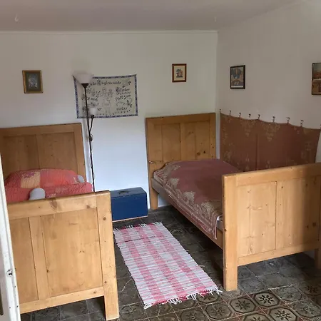 Erdosmecskei Svab Vendeghazak Es Jurtaszallas Gasthof Erdosmecske