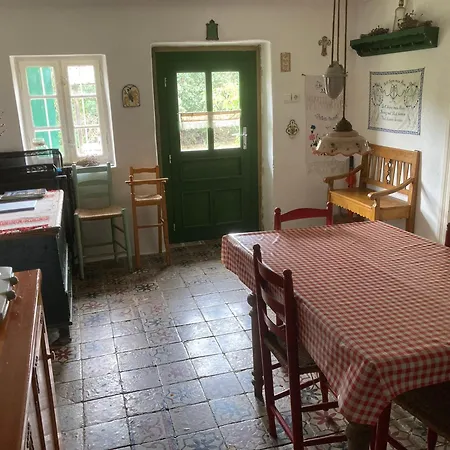 Erdosmecskei Svab Vendeghazak Es Jurtaszallas Gasthof