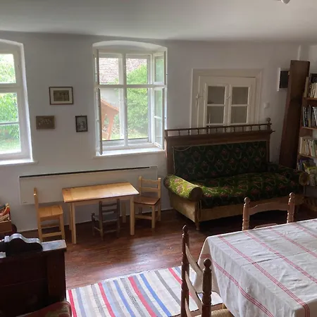 Erdosmecskei Svab Vendeghazak Es Jurtaszallas Gasthof 3*