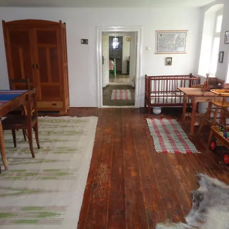 Guest house Erdosmecskei Svab Vendeghazak Es Jurtaszallas