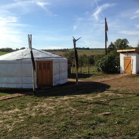 Erdosmecskei Svab Vendeghazak Es Jurtaszallas 3* Erdosmecske